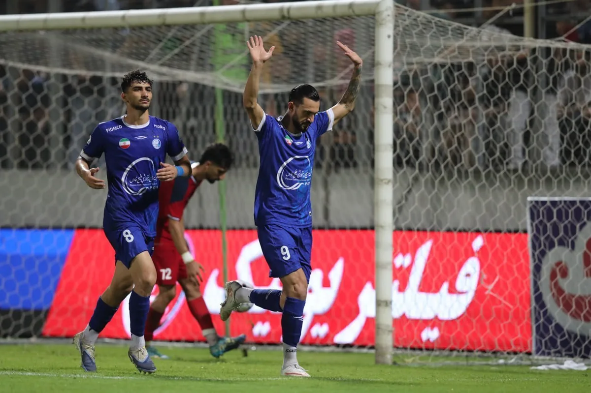مهاجم استقلال در لیست مازاد به خاطر اضافهوزن!