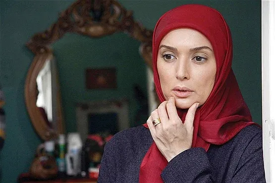 عکس | فریبرز عرب نیا، مختار سریال «مختارنامه» در کنار همسرش در یک مراسم