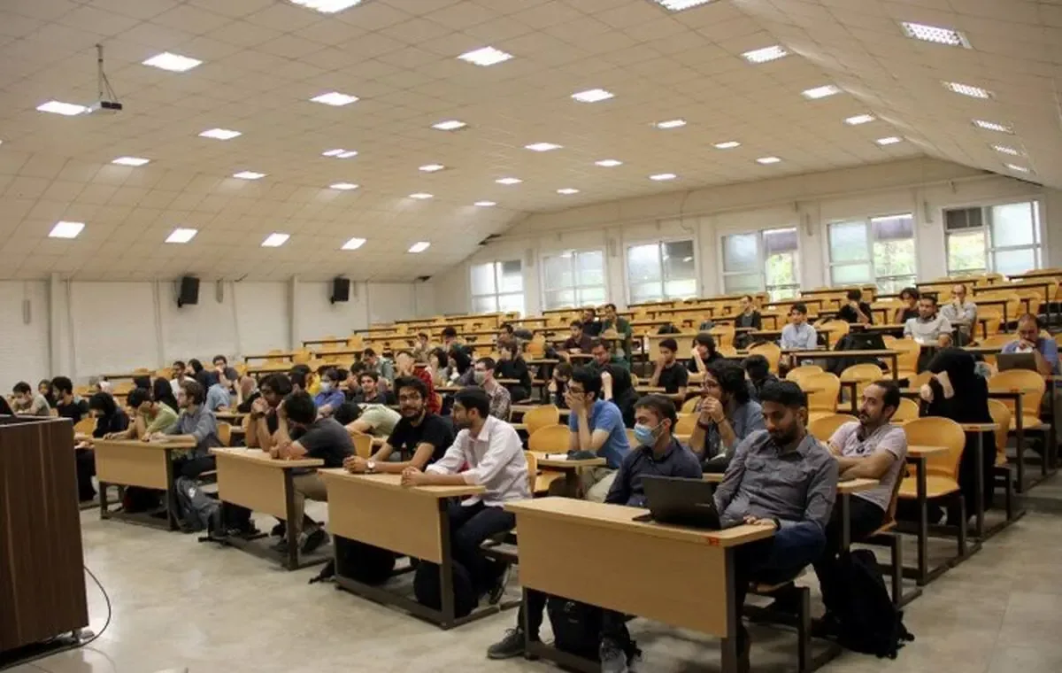 دانشگاه ها در هیچ شرایطی تعطیل نمیشوند