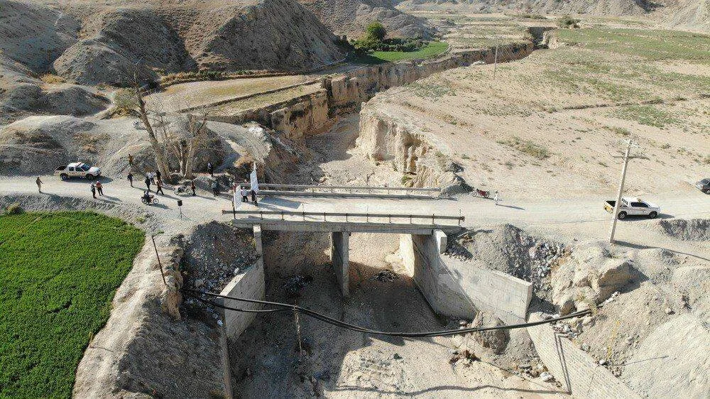 بهره‌برداری و آغاز عملیات اجرایی ۴ پروژه راه روستایی و راهداری در شهرستان‌ سملقان 