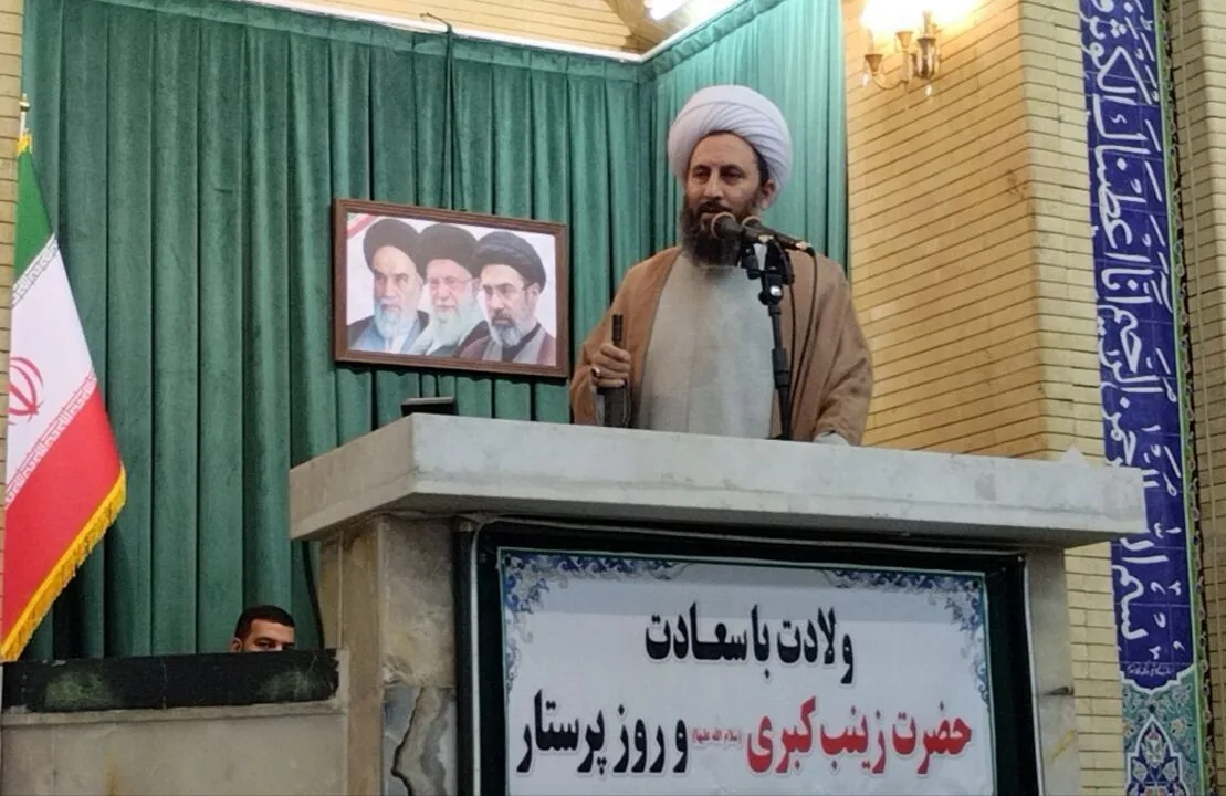 امام جمعه خوی: ایران در شرایط بدر و خیبر قرار دارد، نه شعب ابیطالب