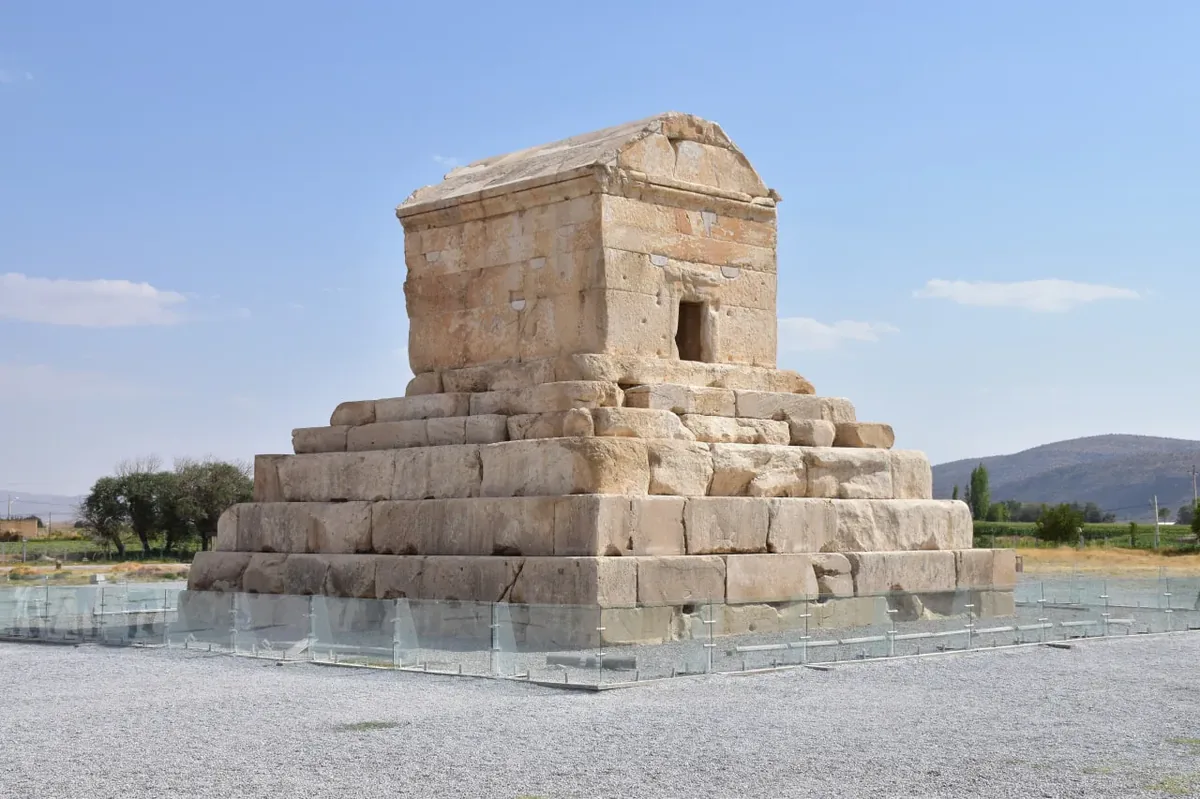 هفتم آبان و روز کوروش ؛ چه اتفاقی در این روز رخ داده است / یک یافته جدید درباره کوروش را اینجا بخوانید