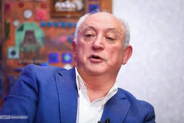 بهتاش فریبا: جادوگر نیستم که بگویم چه کسی گل می زند اما ایران بلژیک را شکست می‌دهد