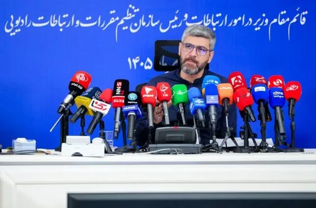 رئیس رگولاتوری: استارلینک هم اگر مقررات سرزمینی ما را بپذیرد، میتواند فعالیت کند