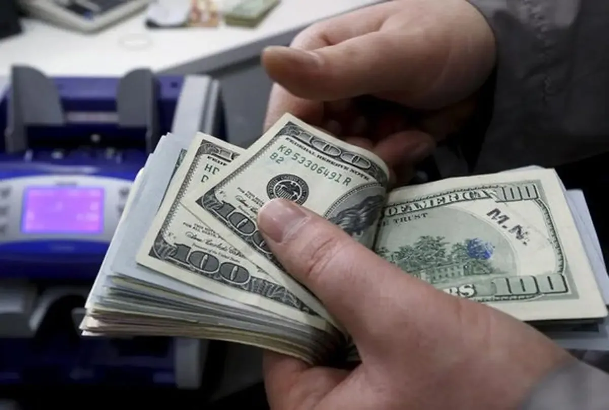 قیمت دلار و ارز ۶ آبان ۱۴۰۵؛ دلار عقب نشینی کرد
