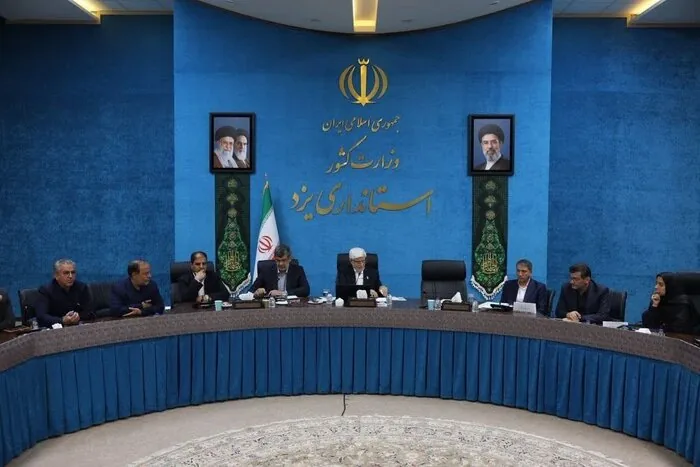 سفر عارف به یزد؛ از افتتاح ۲ طرح تا مطالبه گره‌گشایی از انتقال آب