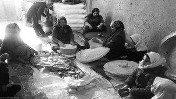 پادکست| «چریک پیر و گردان نانواها»؛ ازخودگذشتگیِ زنان کرمانی در هنگامه‌ دفاع از ایران