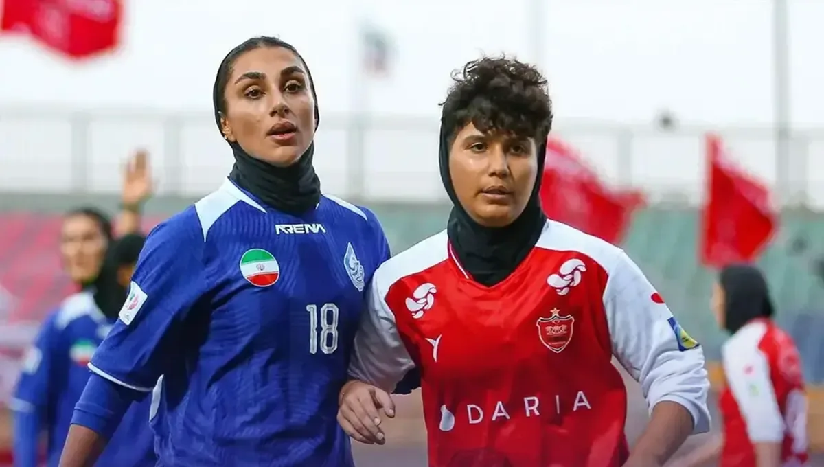 ممنوعیت ورود مردان به ورزشگاههای فوتبال زنان؛ داور VAR هم مشمول شد؟