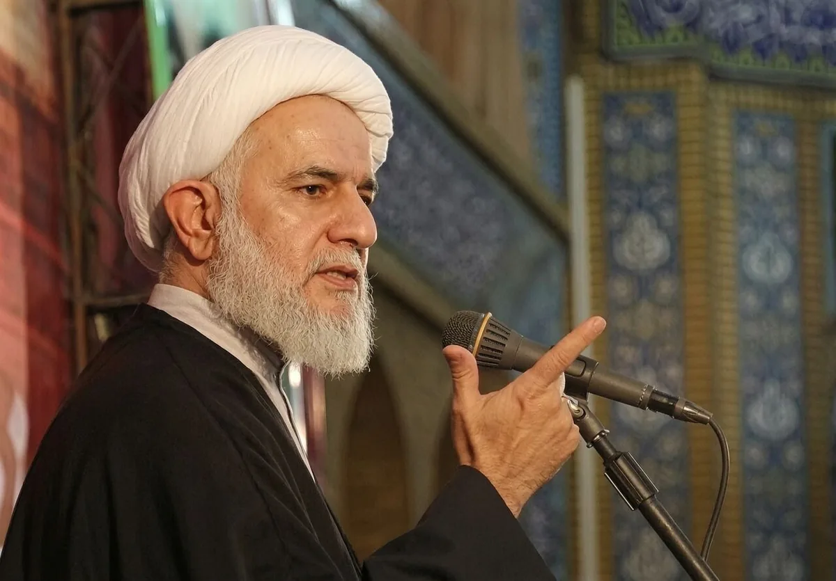 امام جمعه موقت اهواز: نظارت بر بازار و کنترل قیمتها تشدید شود