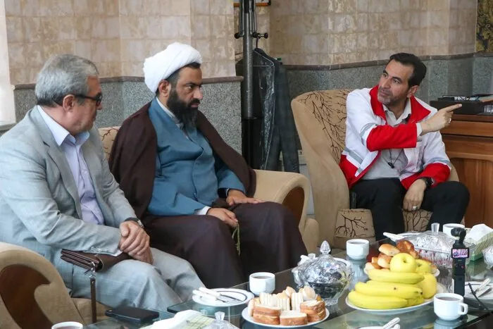 هلال احمر تأمین داروهای موردنیاز استان کرمانشاه را پیگیری می‌کند