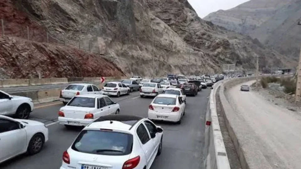محور کندوان و آزادراه تهران-شمال یکطرفه شد