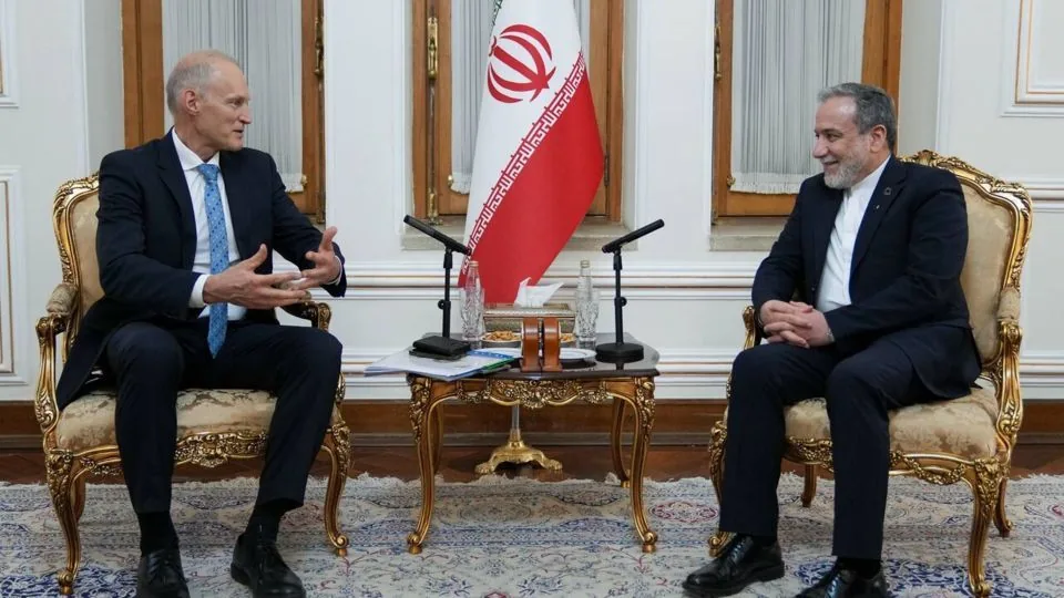عراقچی: ایران در دفاع همهجانبه از حاکمیت ملی خود در برابر هرگونه تجاوز درنگ نخواهد کرد