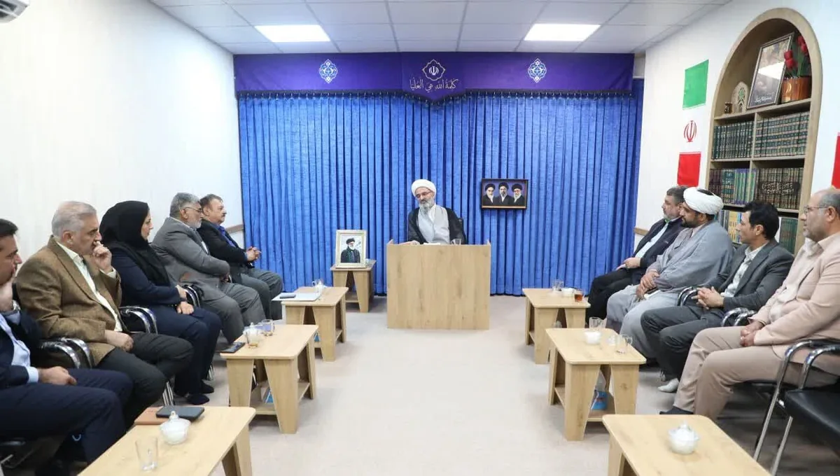 امام جمعه سمنان: ناکامی احزاب در جذب جوانان آسیبشناسی شود