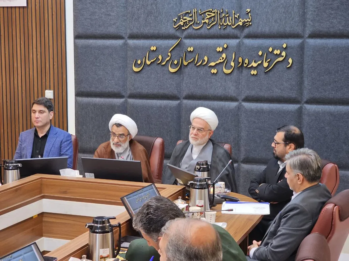 راه‌اندازی بنیاد زبان و ادبیات کُردی از مطالبات فرهنگی کردستان است