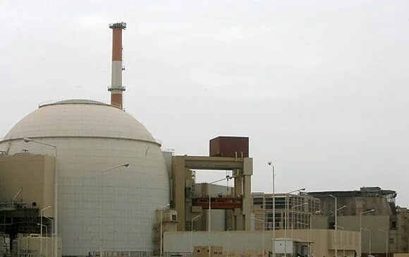 بازگشت ۱۳۵ کارمند روساتم به نیروگاه هستهای بوشهر/ لیخاچف: ۹ نفر دیگر از کارکنان برای تعمیرات پیشگیرانه وارد بوشهر شدند