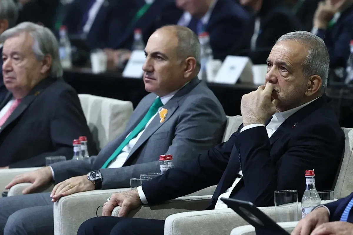 پزشکیان: آثار جنگ بر محیط زیست میتواند تا سالها پس از پایان مخاصمات ماندگار باشد / آسیبهای ناشی از جنگ به راهحلهای بینالمللی نیاز دارند/ جامعه بینالملل بپذیرد که کشورهای تحت تحریم یا در معرض تجاوز نظامی، نباید بهتنهایی هزینههای زیستمحیطی جنگ و تحریم را بپردازند / حفاظت از تنوع زیستی میتواند یکی از عرصههای مهم دیپلماسی صلح باشد