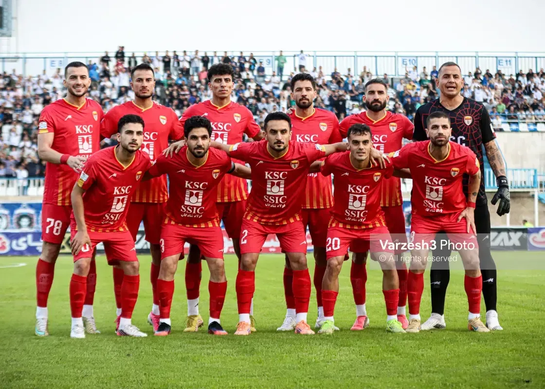 یک پرسپولیسی جای یک استقلالی در ترکیب فولاد!