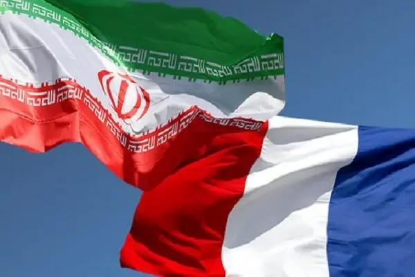 واکنش ایران به مواضع متناقض فرانسه درباره به آزمایش و بهکارگیری تسلیحات هستهای