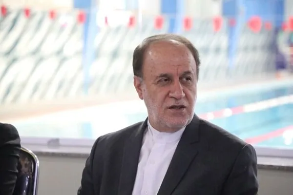 استخر ۵۰ متری استاندارد در همدان ساخته میشود