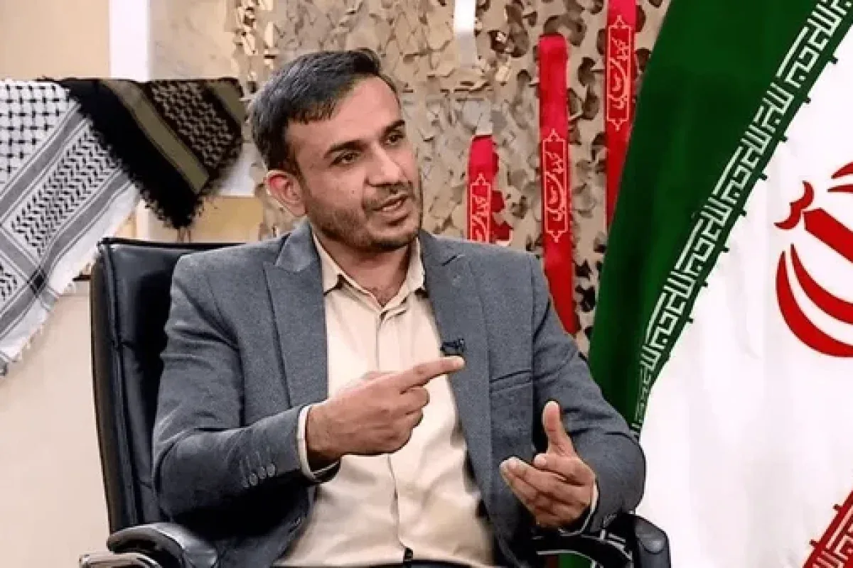 معاون نیروی دریایی سپاه: ادعای عبور 7، 8 یا 5 میلیون بشکه نفت از تنگه هرمز دروغ است/ اینکه ترامپ میگوید من کشتی از اینجا عبور دادم، دروغ است؛ از کدام دریا و تنگه عبور دادی؟