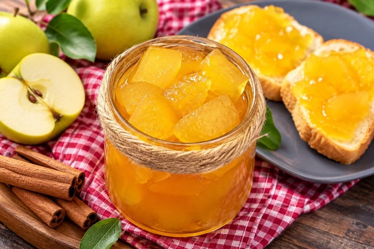 فوت و فن پخت مربای سیب خوشرنگ و خوشقوام