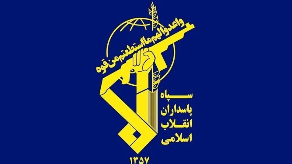 سپاه خبر داد: انفجار نفتکش متخلف حامل ۲ میلیون بشکه نفت