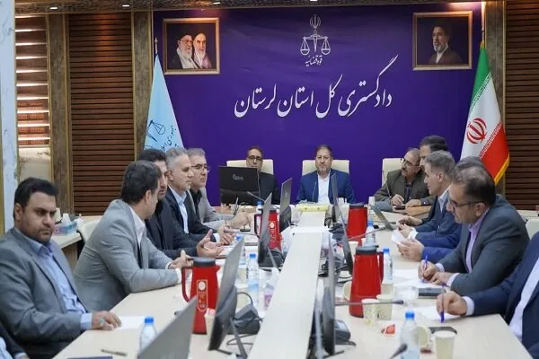ضرورت بهرهگیری از فناوریهای نوین در فرآیندهای قضایی لرستان