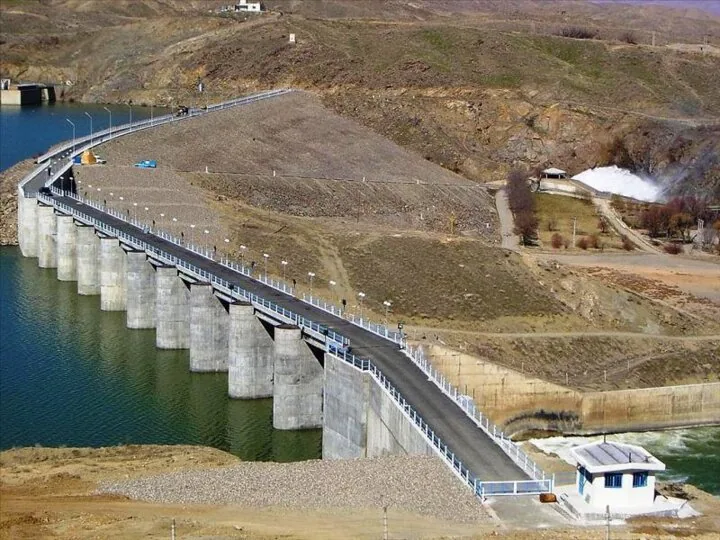 صید ماهی از دریاچه سد شهیدکاظمی بوکان آغاز شد