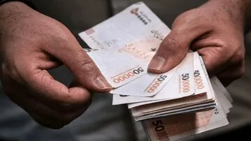 وزیر کار: برای ۳۳.۵ میلیون نفر از افراد افزایش ۵۰۰ هزار تومانی اعتبار کالابرگ واریز شد/ برای مابقی ثبتنامکنندگان هم ۱۵ آبان واریزی خواهیم داشت