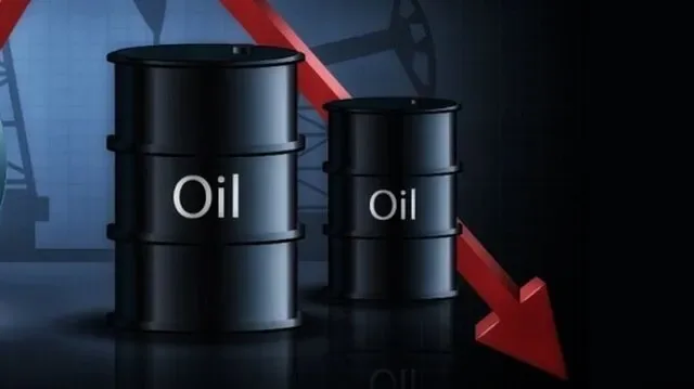 بازار جهانی نفت عقب نشست / دوباره شاهد جهش قیمتها خواهیم بود؟