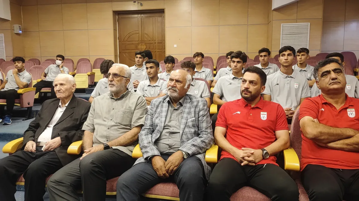 حضور فرکی و لطفی در اردوی تیم ملی فوتبال نوجوانان؛ تاکید بر اخلاق، نظم و قدرشناسی