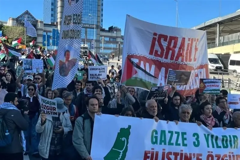 ببینید|تجمع گسترده در استانبول در حمایت از غزه و فلسطین!