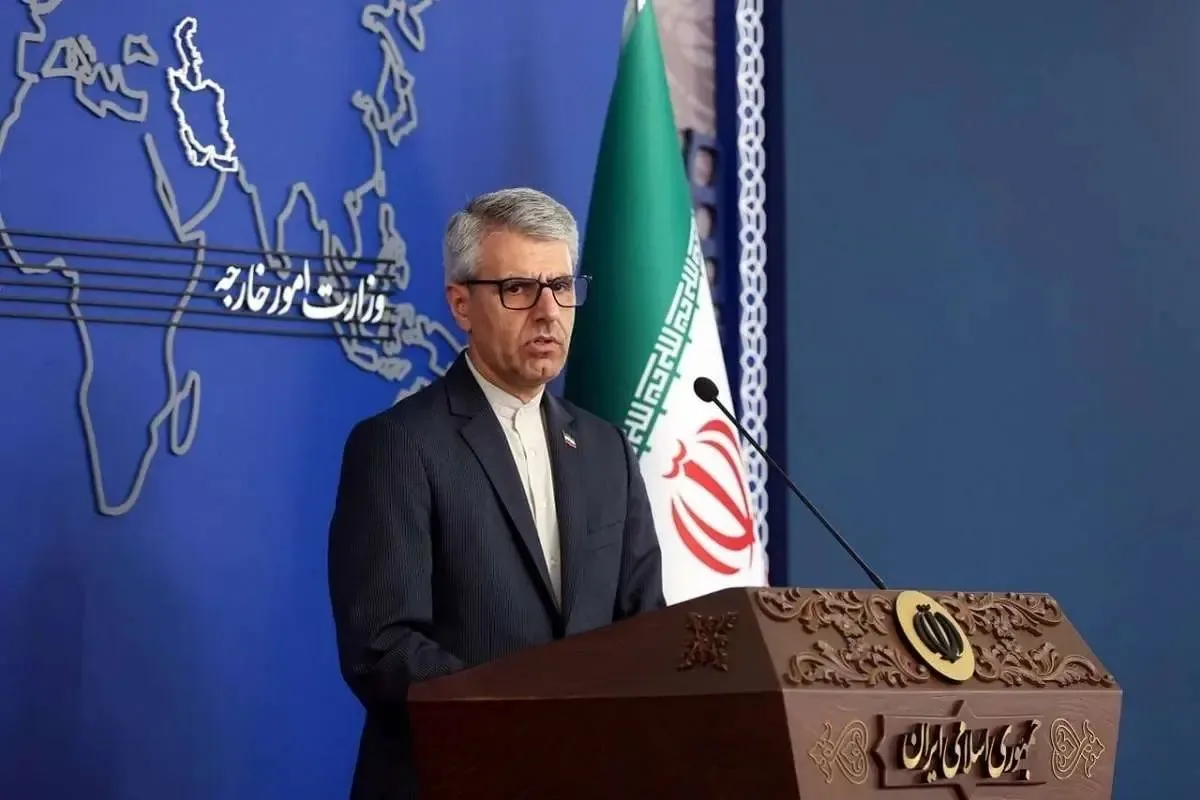 سخنگوی هیئت مذاکراتی: جلسه میان هیئت مذاکراتی ایران و میانجی قطری در حال برگزاری است/ برنامهریزی ما برای زمان گفتوگوها، تا شامگاه است/ گفتوگو با میانجیها تشریفاتی نیست/ از دیروز توقف شکنندهای در جنگ لبنان ایجاد شده که محصول همکاری نزدیک بین دستگاه دیپلماسی و میدان بوده/ نشست ما جهت بیان موارد نقض در تفاهمنامه و پیدا کردن راهحل برای آن است