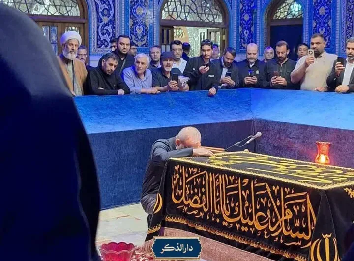 پزشکیان در کنار مزار رهبر شهید انقلاب + عکس