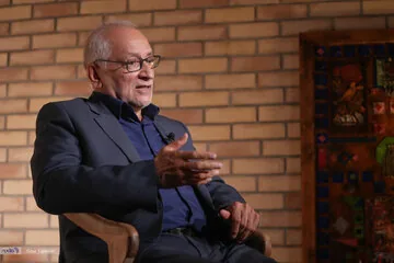 سید حسن مرعشی: ایران پس از انقلاب گرفتار نوعی غرور انقلابی کاذب شد/ بعید میدانم تندروها اگر قدرت هم بگیرد، بتوانند کشور را حفظ کنند