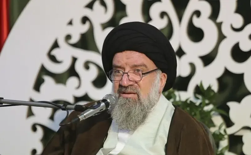 خاتمی: رزمندهای که کشتی را تنگه هرمز زد، برای تامین امنیت شما بود/ چرا نیش میزنید