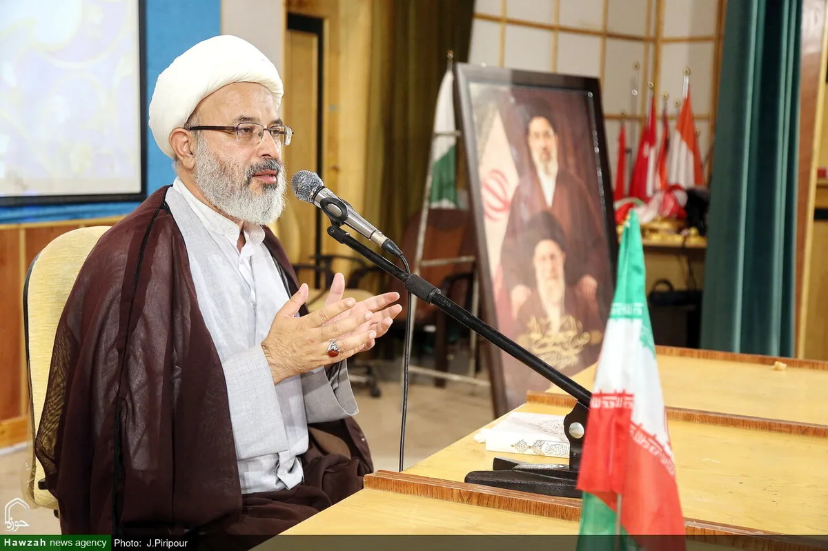 رسالت‌مندی اجتماعی و کار تشکیلاتی، دو فضیلت محوری در تربیت طلبه تراز انقلاب اسلامی است