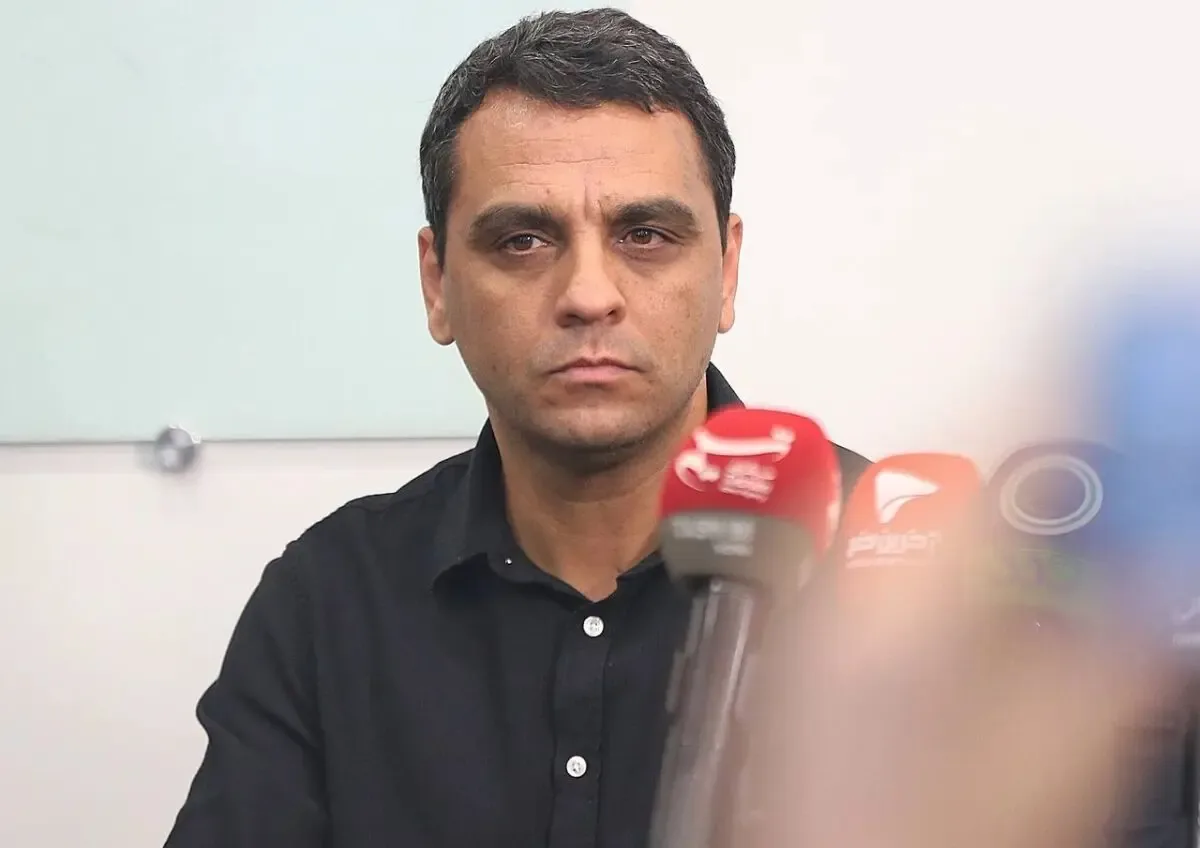 واکنش سنگین مدیر استقلال به انتقاد تراکتوریها