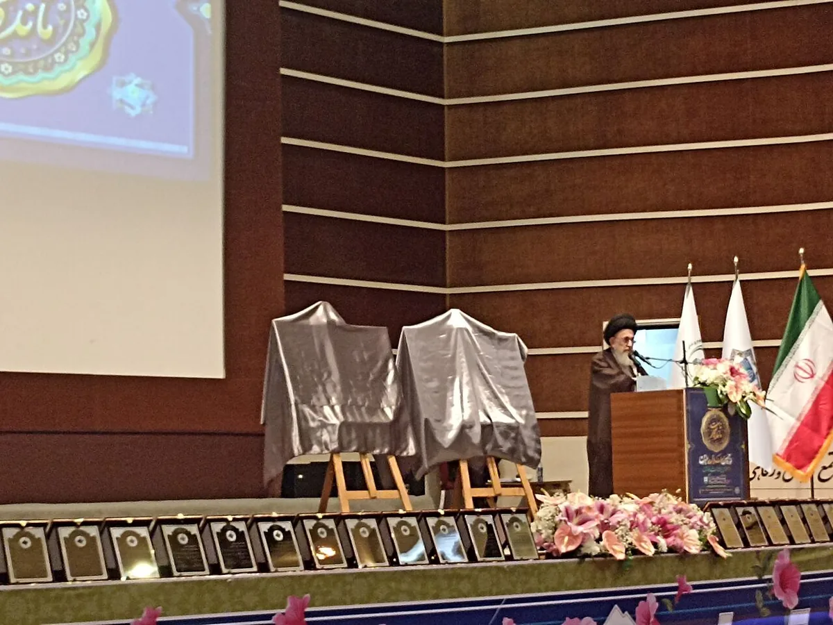 آیتالله دستغیب: خیران، حافظان استقلال و عزت جامعه هستند