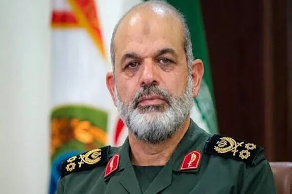 تسلیت فرمانده کل سپاه در پی درگذشت پدر شهید موسوی