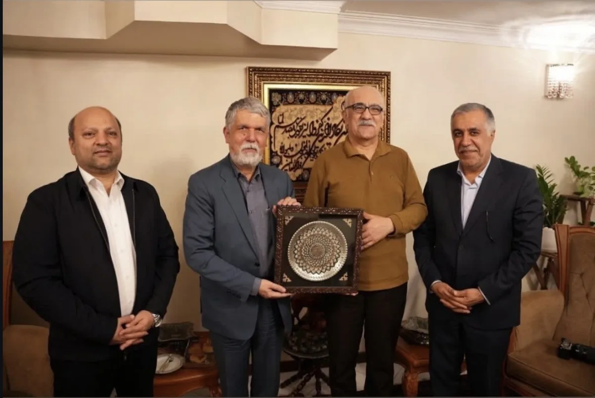 دیدار صمیمانه وزیر فرهنگ با سیدفرید قاسمی