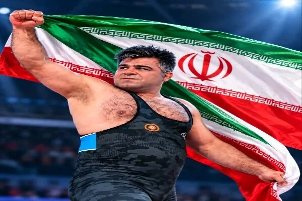 پورذهبی قهرمانی کشتی‌گیر بیجاری درمسابقات جهانی پیشکسوتان را تبریک گفت