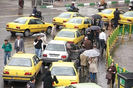 تردد از خط ویژه چمران برای تاکسیها و ونها مجاز شد