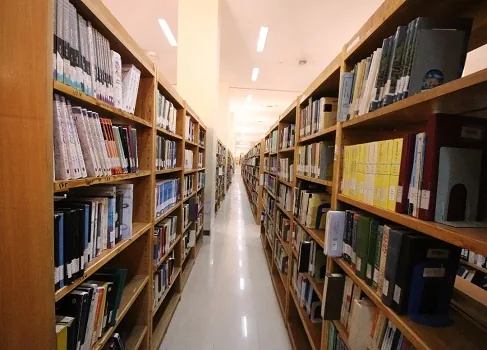 کرمانشاه در آینه کتاب‌ها؛ آنچه هست و آنچه هنوز باید نوشته شود
