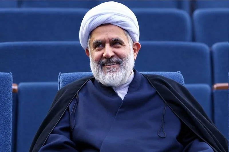 رئیس سازمان بسیج: اطمینان دارم افقهای تازهای در صنایع دفاعی گشوده میشود
