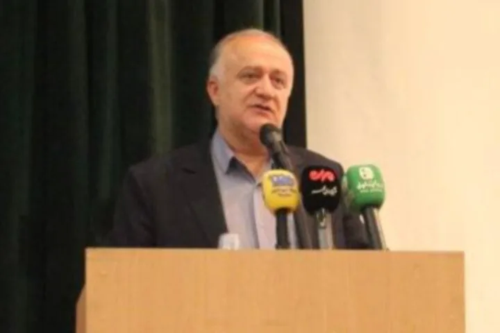 روز فرهنگی کرج در دانشگاه آزاد با رنگ‌وبوی هنر و سنت