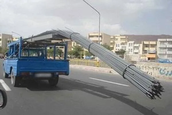 راهور: حمل میلگرد و تیرآهن بیرونزده با وانتهای معمولی ممنوع است