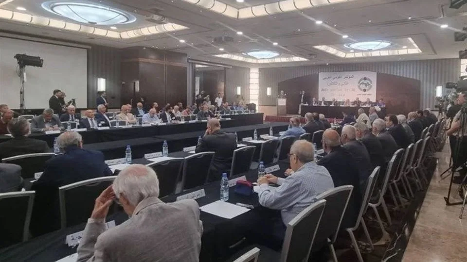 کنگره ملی عربی: صهیونیسم دشمن واقعی ماست/ تجاوز به یمن باید متوقف شود
