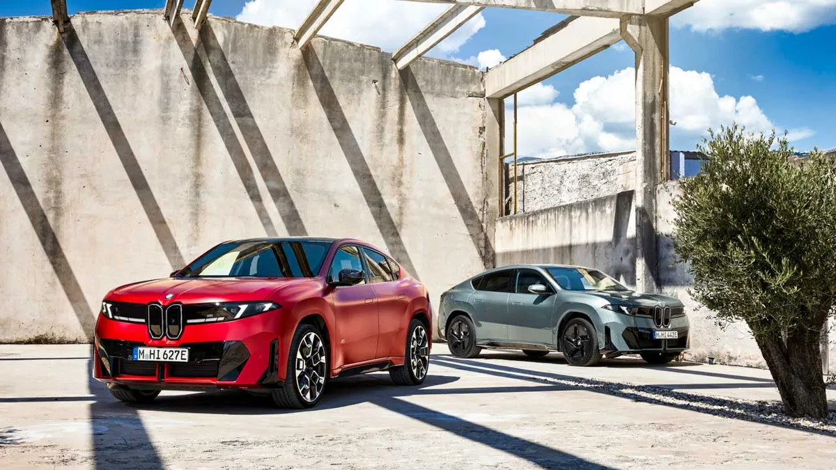 شاسیبلند برقی BMW iX4 با برد ۶۸۹ کیلومتری معرفی شد + تصویر