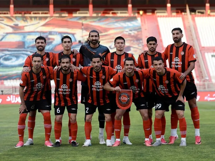 پیچ سرنوشت‌ساز فصل؛ استقلال و تراکتور در ، برگ برنده در دست پرسپولیس